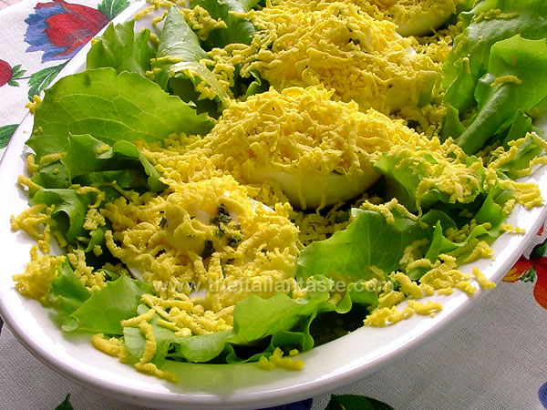 Garnished hard-boiled eggs, Italy-style