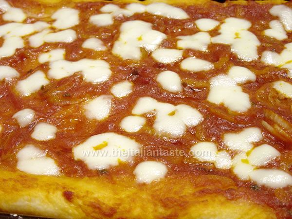 Pizza con le cipolle