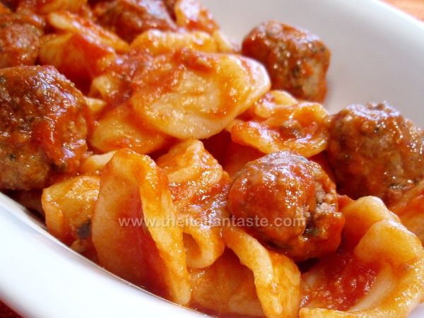 Orecchiette with meatballs