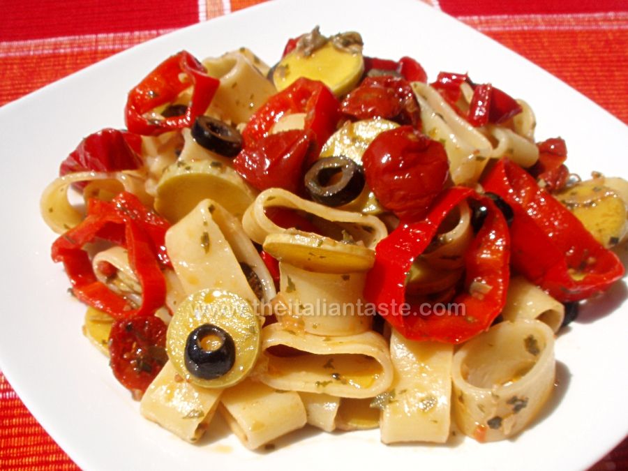 Insalata di pasta calamarata